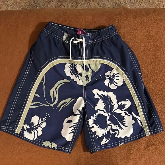Boys swim trunks   - Picture 1 of 3